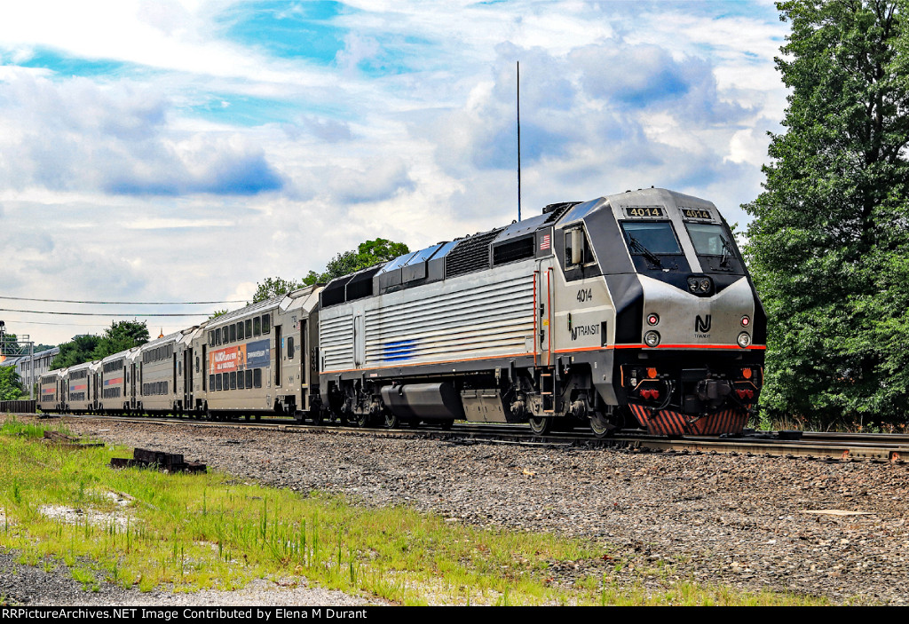 NJT 4014 on train 1266